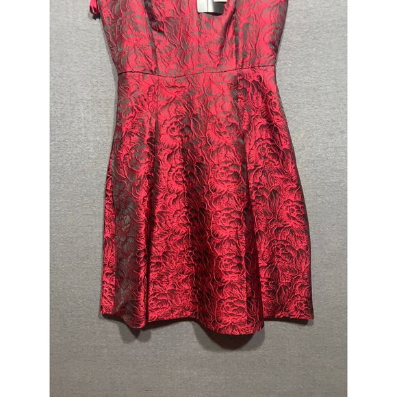 White House Black Market Red Rose Print Jacquard Fit & Flare Dress Size 2 $180 - Picture 6 of 15